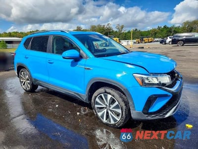 Czwarte zdjęcie samochodu z boku: 2024 VOLKSWAGEN TAOS SE VIN:3VVEX7B29RM127432 - miniatura