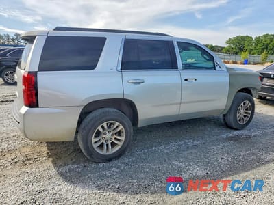 Trzecie zdjęcie samochodu z tyłu: 2020 CHEVROLET TAHOE C1500 LT VIN:1GNSCBKC3LR120255 - miniatura
