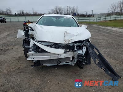 Piąte zdjęcie samochodu w środku: 2023 TOYOTA CAMRY LE VIN:4T1C11AK0PU180658 - miniatura