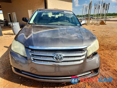 Piąte zdjęcie samochodu w środku: 2005 TOYOTA AVALON LIMITED VIN:4T1BK36B65U021007 - miniatura