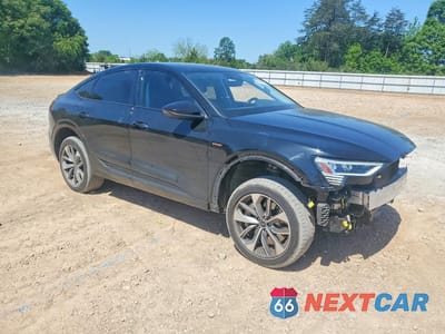 Czwarte zdjęcie samochodu z boku: 2021 AUDI E-TRON SPORTBACK PREMIUM PLUS VIN:WA12AAGE2MB011941 - miniatura