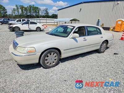 2005 LINCOLN TOWN CAR SIGNATURE LONG WHEELBASE 1LNHM85W05Y608012 - główne zdjęcie licytacji z USA - miniatura