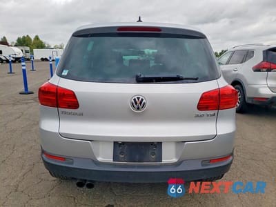 Zdjęcie 6 z 12 samochodu: 2014 VOLKSWAGEN TIGUAN S VIN:WVGAV3AX1EW593449 - miniatura
