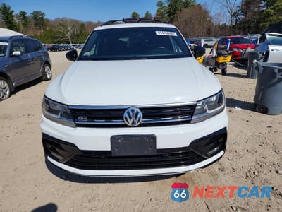 Piąte zdjęcie samochodu w środku: 2020 VOLKSWAGEN TIGUAN SE VIN:3VV2B7AX3LM056976 - miniatura