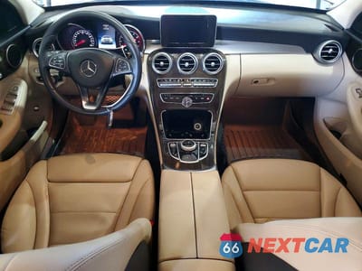 Zdjęcie 8 z 12 samochodu: 2017 MERCEDES-BENZ C 300 VIN:55SWF4JB0HU222386 - miniatura