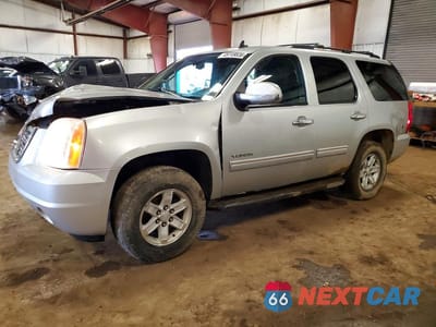 2013 GMC YUKON SLE 1GKS2AE07DR125620 - główne zdjęcie licytacji z USA - miniatura