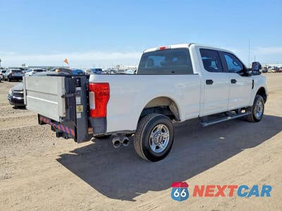 Trzecie zdjęcie samochodu z tyłu: 2017 FORD F250 SUPER DUTY VIN:1FT7W2BT3HEE14842 - miniatura
