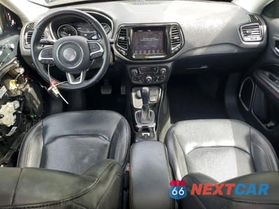 Zdjęcie 8 z 13 samochodu: 2018 JEEP COMPASS LIMITED VIN:3C4NJDCB5JT457107 - miniatura