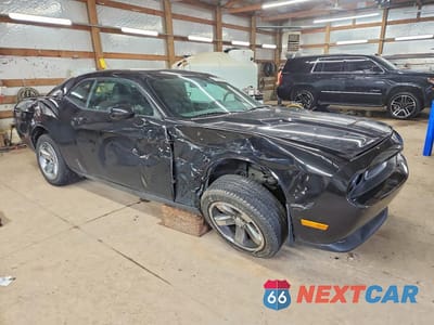 Czwarte zdjęcie samochodu z boku: 2012 DODGE CHALLENGER SXT VIN:2C3CDYAG1CH104979 - miniatura