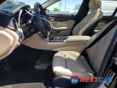 Zdjęcie 7 z 12 samochodu: 2017 MERCEDES-BENZ C 300 VIN:55SWF4JB8HU186897 - miniatura