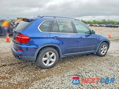 Trzecie zdjęcie samochodu z tyłu: 2013 BMW X5 XDRIVE50I VIN:5UXZV8C52D0C16583 - miniatura