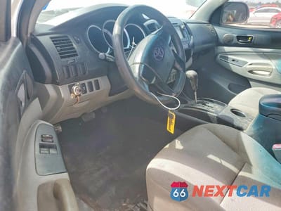 Zdjęcie 8 z 11 samochodu: 2013 TOYOTA TACOMA ACCESS CAB VIN:5TFTX4CN6DX024615 - miniatura