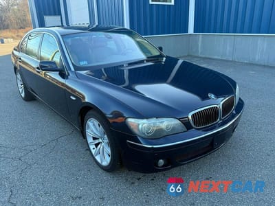 2007 BMW 750 WBAHN83507DT68768 - główne zdjęcie licytacji z USA - miniatura