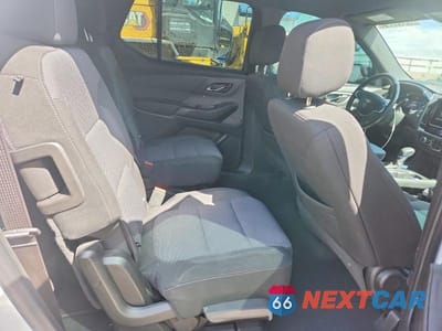Zdjęcie 10 z 12 samochodu: 2022 CHEVROLET TRAVERSE LT VIN:1GNERGKW8NJ193397 - miniatura