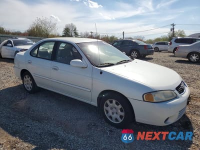 Czwarte zdjęcie samochodu z boku: 2000 NISS SENTRA VIN:3N1CB51D7YL320701 - miniatura