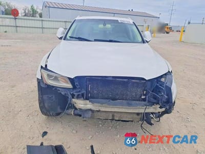 Piąte zdjęcie samochodu w środku: 2014 AUDI Q5 PREMIUM PLUS VIN:WA1LFAFP7EA049469 - miniatura