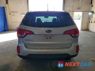 Zdjęcie 6 z 13 samochodu: 2015 KIA SORENTO EX VIN:5XYKU4A79FG595224 - miniatura