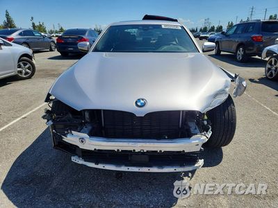 Piąte zdjęcie samochodu w środku: 2019 BMW 530E VIN:WBAJA9C55KB398663 - miniatura
