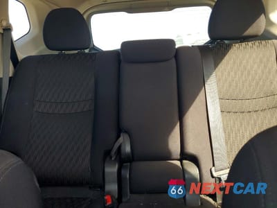 Zdjęcie 10 z 13 samochodu: 2019 NISSAN ROGUE S VIN:5N1AT2MT6KC761480 - miniatura