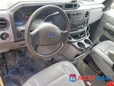 Zdjęcie 8 z 12 samochodu: 2019 FORD ECONOLINE E450 SUPER DUTY CUTAWAY VAN VIN:1FDXE4FS1KDC52265 - miniatura