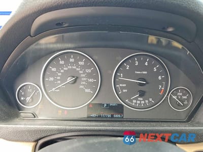 Zdjęcie 9 z 12 samochodu: 2014 BMW 335 I VIN:WBA3A9C52EF478072 - miniatura