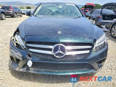 Piąte zdjęcie samochodu w środku: 2019 MERCEDES-BENZ C 300 VIN:55SWF8DB6KU301331 - miniatura