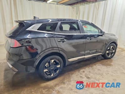 Trzecie zdjęcie samochodu z tyłu: 2026 KIA SPORTAGE LX VIN:5XYK23DF2TG401650 - miniatura