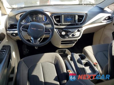 Zdjęcie 8 z 13 samochodu: 2019 CHRYSLER PACIFICA TOURING PLUS VIN:2C4RC1FG3KR734147 - miniatura