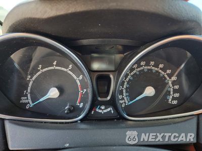 Zdjęcie 9 z 12 samochodu: 2016 FORD FIESTA SE VIN:3FADP4BJ6GM158219 - miniatura