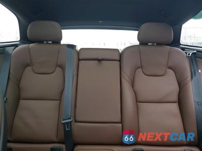 Zdjęcie 10 z 13 samochodu: 2023 VOLVO XC60 PLUS VIN:YV4L12RN4P1336210 - miniatura