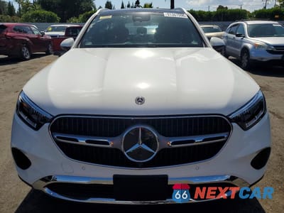 Piąte zdjęcie samochodu w środku: 2025 MERCEDES-BENZ GLC 300 4MATIC VIN:W1NKM4HB1SF330457 - miniatura