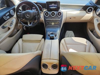 Zdjęcie 8 z 11 samochodu: 2015 MERCEDES-BENZ C 300 4MATIC VIN:55SWF4KB8FU084253 - miniatura