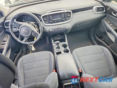 Zdjęcie 8 z 12 samochodu: 2016 KIA SORENTO LX V6 VIN:5XYPGDA50GG175624 - miniatura