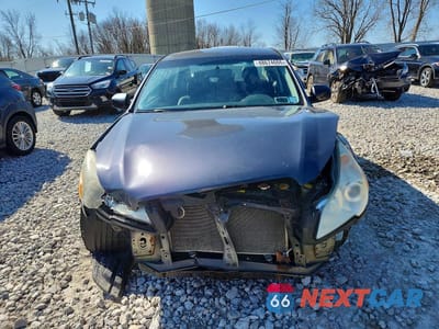 Piąte zdjęcie samochodu w środku: 2012 SUBARU LEGACY 2.5I PREMIUM VIN:4S3BMBC61C3037554 - miniatura