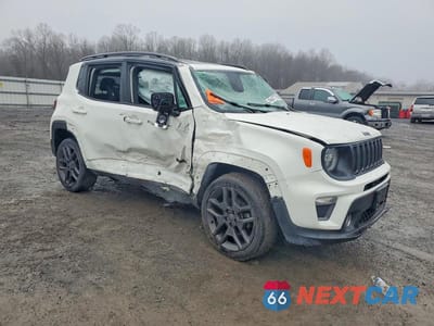 Czwarte zdjęcie samochodu z boku: 2020 JEEP RENEGADE LATITUDE VIN:ZACNJBB18LPL93228 - miniatura