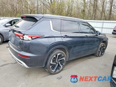 Trzecie zdjęcie samochodu z tyłu: 2024 MITSUBISHI OUTLANDER SEL VIN:JA4J4WA86RZ062022 - miniatura