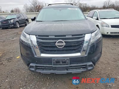 Piąte zdjęcie samochodu w środku: 2022 NISSAN PATHFINDER SV VIN:5N1DR3BD2NC230777 - miniatura