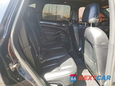 Zdjęcie 11 z 13 samochodu: 2017 PORSCHE CAYENNE VIN:WP1AA2A26HKA86152 - miniatura
