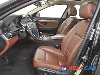 Zdjęcie 7 z 12 samochodu: 2014 BMW 535 XI VIN:WBA5B3C5XED535505 - miniatura