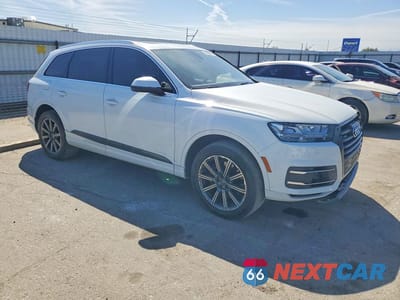 Czwarte zdjęcie samochodu z boku: 2017 AUDI Q7 PREMIUM PLUS VIN:WA1LABF72HD058524 - miniatura