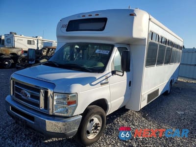 Drugie zdjęcie samochodu z przodu: 2016 FORD ECONOLINE E450 SUPER DUTY CUTAWAY VAN VIN:1FDFE4FS6GDC03985 - miniatura