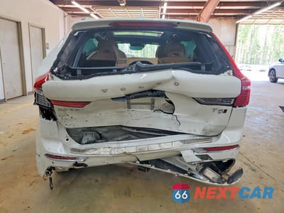 Zdjęcie 6 z 13 samochodu: 2021 VOLVO XC60 T5 INSCRIPTION VIN:YV4102RL1M1886372 - miniatura