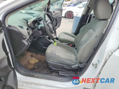Zdjęcie 7 z 13 samochodu: 2016 CHEVROLET SONIC LS VIN:1G1JA6SH2G4170640 - miniatura