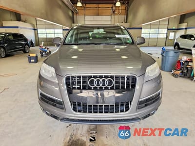 Piąte zdjęcie samochodu w środku: 2015 AUDI Q7 PREMIUM PLUS VIN:WA1LGAFE9FD011415 - miniatura