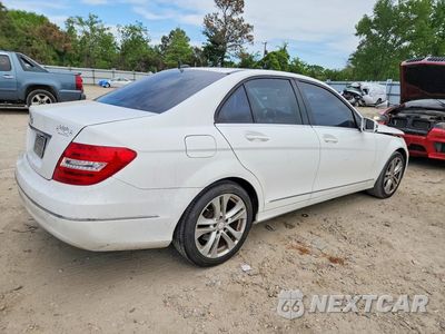Trzecie zdjęcie samochodu z tyłu: 2014 MERCEDES-BENZ C 250 VIN:WDDGF4HB9EG257060 - miniatura
