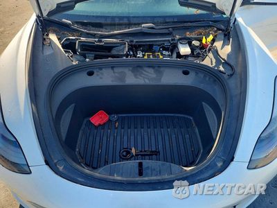 Zdjęcie 11 z 13 samochodu: 2021 TESLA 3 VIN:5YJ3E1EA3MF911419 - miniatura