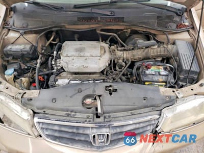 Zdjęcie 12 z 14 samochodu: 2002 HONDA ODYSSEY EX VIN:2HKRL18612H578191 - miniatura