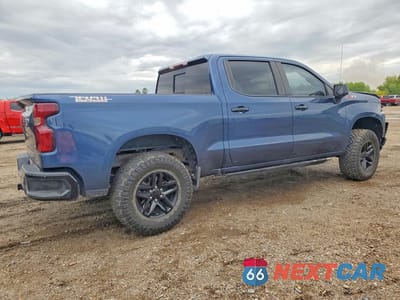 Trzecie zdjęcie samochodu z tyłu: 2020 CHEVROLET SILVERADO K1500 LT TRAIL BOSS VIN:1GCPYFED7LZ163010 - miniatura