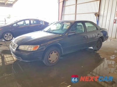 2000 TOYOTA CAMRY CE 4T1BG22K7YU965470 - główne zdjęcie licytacji z USA - miniatura