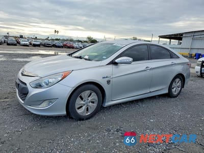 2013 HYUNDAI SONATA HYBRID BASE KMHEC4A42DA086252 - główne zdjęcie licytacji z USA - miniatura